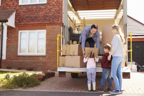 Urgent same day moving service in Clapham for homes and flats